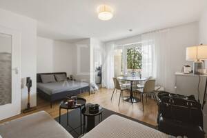 Charmante 1-Zimmer-Wohnung mit Balkon in begehrter Lage von München-Bogenhausen!