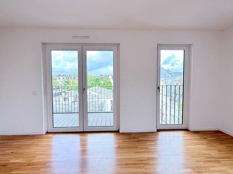 Modernes Wohnen: 2-Zi.-Wohnung mit Markenküche und Balkon – Wiesbaden – Vorschaubild 4