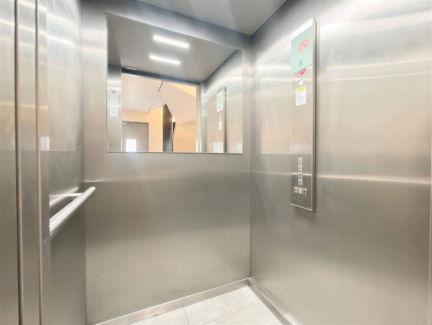 Solide Kapitalanlage mit 3.8% BME im KFW 55 Haus: 3 Zimmer Dachgeschosswohnung nahe Teltower Kanal – Teltow – Vorschaubild 4