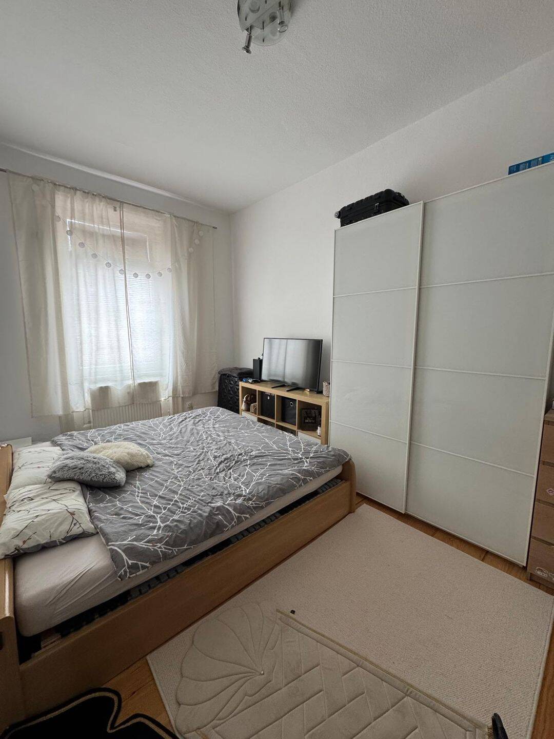 ** ruhige 1,5 Zimmerwohnung in Innenstadtlage ** – Wiesbaden – Vorschaubild 2