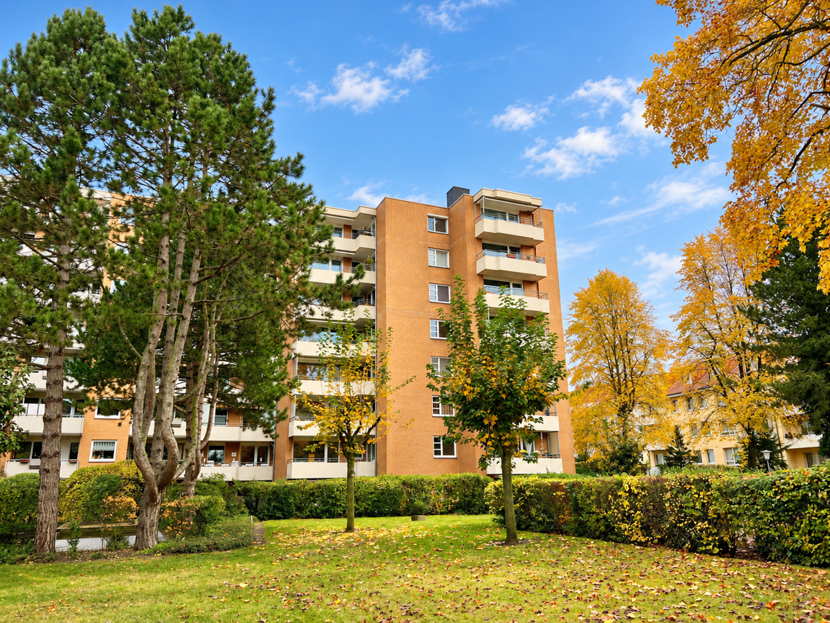 Vermietet / Fahrstuhl / Balkon - ideale Kapitalanlage in St. Jürgen – 23562 Lübeck – Bild 1 von 9