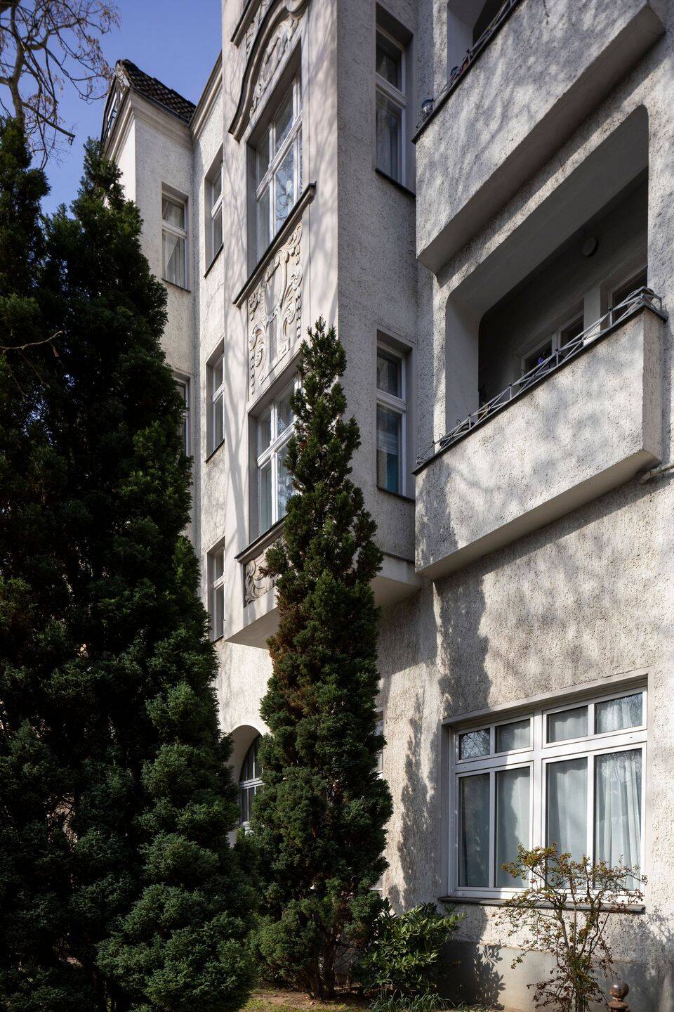 Gemütliche 2-Zimmer-Altbauwohnung mit Balkon im grünen Steglitz-Zehlendorf - mit Eigennutzoption! – Berlin – Vorschaubild 5