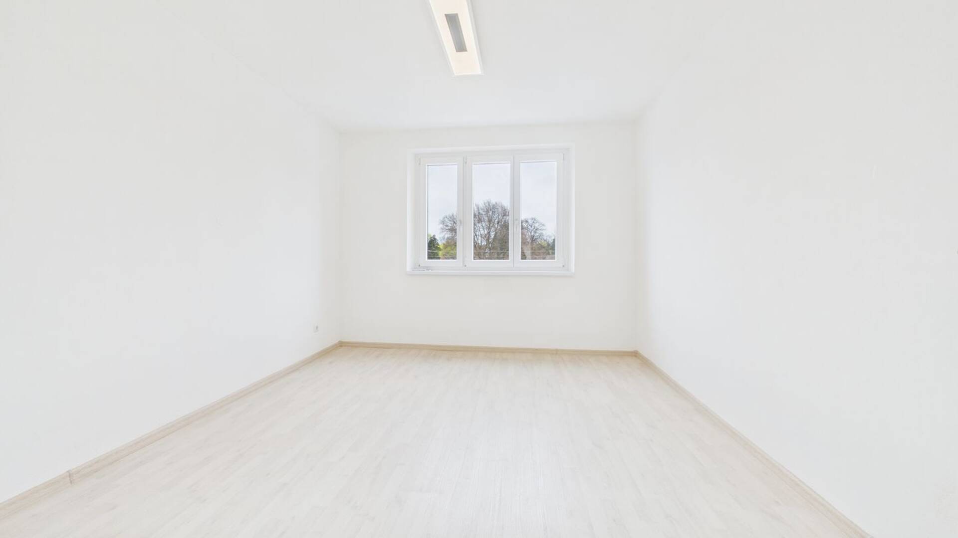 Dachgeschosswohnung in 86199 Augsburg mit 39,46 m² kaufen