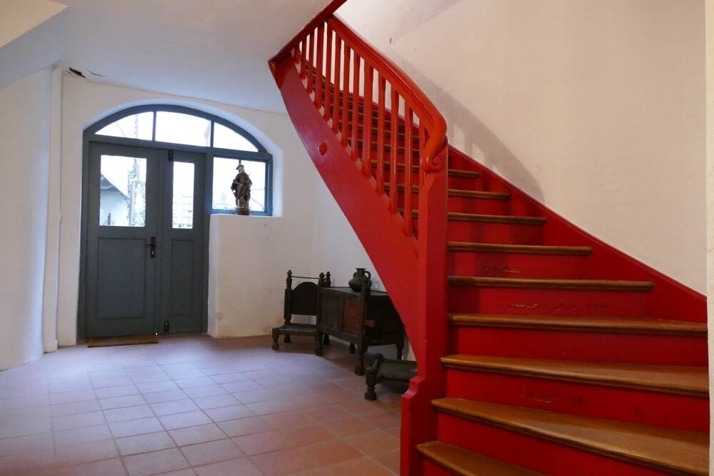 Sanierte Denkmalimmobilie in der Neustadt mit bestens vermieteter Gewerbefläche im Erdgeschoss. – Landshut – Vorschaubild 2