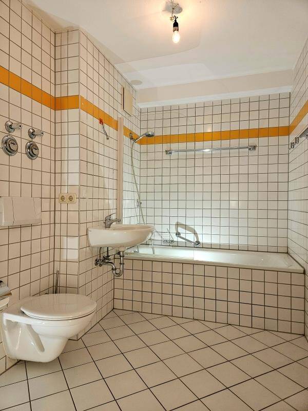 Modern & hell: Top 2-Zimmer-Wohnung mit Balkon in Erlangen – Erlangen – Vorschaubild 7