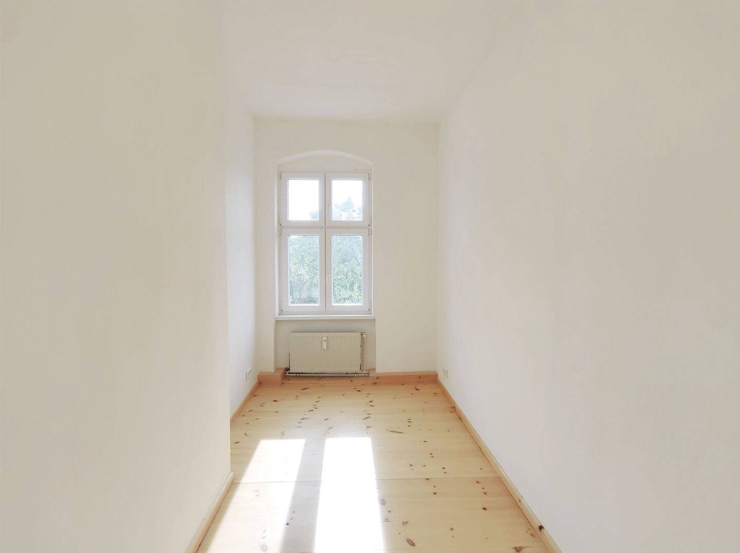 Perfekte Geldanlage! Vermietete Altbauwohnung mit traumhaftem Blick auf den Volkspark Hasenheide – Berlin – Vorschaubild 3