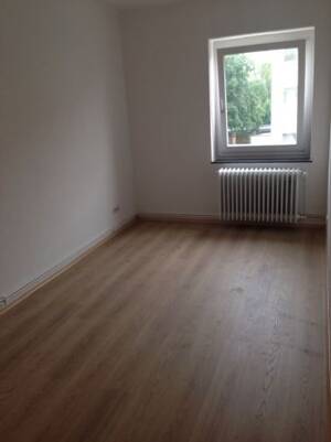 Schöne Wohnung mit Süd-West-Balkon mit EBK und perfektem Schnitt – 31135 Hildesheim – Vorschaubild 7