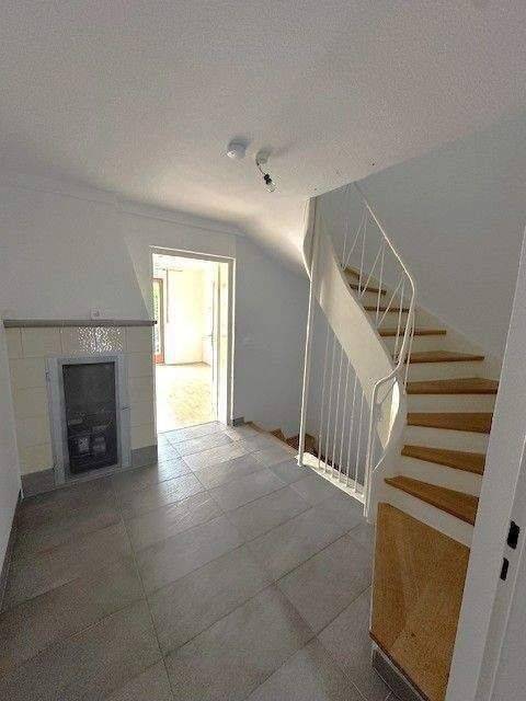 !!!FREI ZUM BEZUG!!! Gepflegtes Reihenmittelhaus in Nürnberg St. Leonhard – Nürnberg – Vorschaubild 4