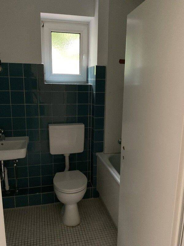 NUR für 4 Personen mit (WBS/ 91 m²) Wohnberechtigungsschein! Eigene Fußbodenverlegung! – Hamburg – Vorschaubild 5