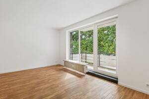 Sonnige 2-Zimmer-Wohnung mit Südbalkon & Tiefgarage in Lokstedt – 22529 Hamburg – Vorschaubild 3
