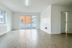 Frisch renovierte und bezugsfreie 3-Zi.-Whg. mit Balkon in ruhiger Lage von Koblenz-Wallersheim – 56070 Koblenz – Vorschaubild 2
