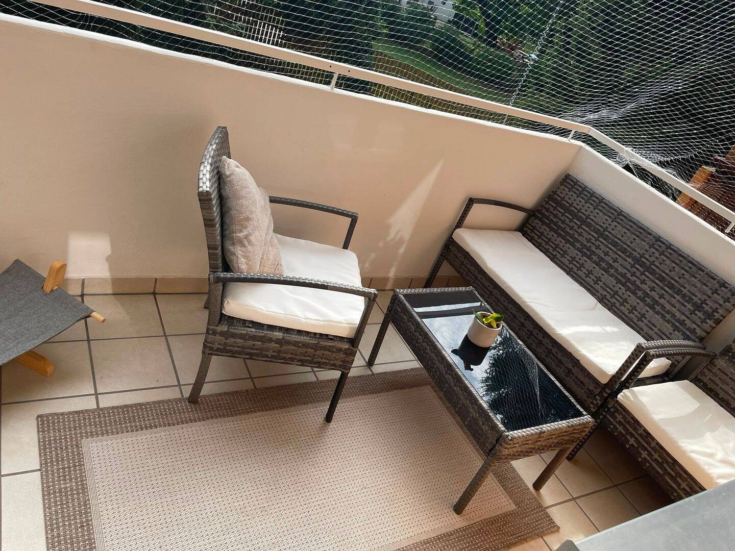 Helle 2,5-Zimmer-Wohnung mit Balkon, Aufzug und Einbauküche in attraktiver Lage sucht Nachmieter – Nürnberg – Vorschaubild 5