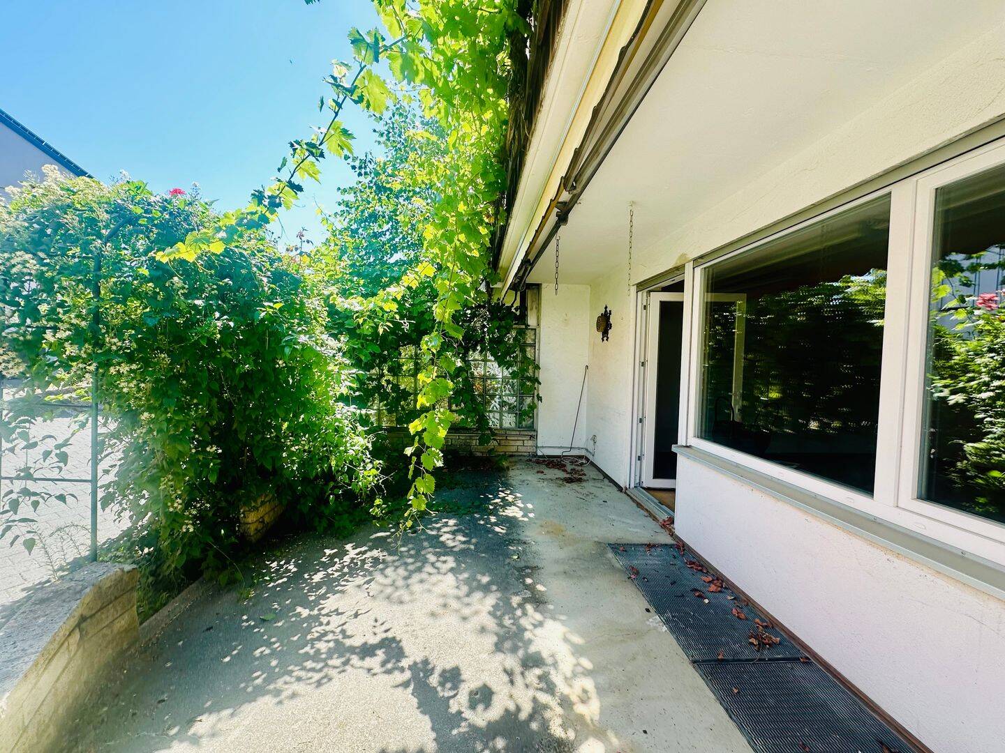 Charmantes Stadthaus mit viel Potenzial – Ihre Chance in Inning am Ammersee. – Inning am Ammersee – Bild 1 von 9