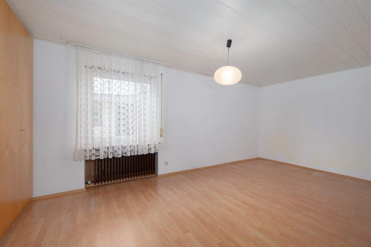 Zweifamilienwohnhaus! Gute Aufteilung! – Pforzheim – Vorschaubild 8
