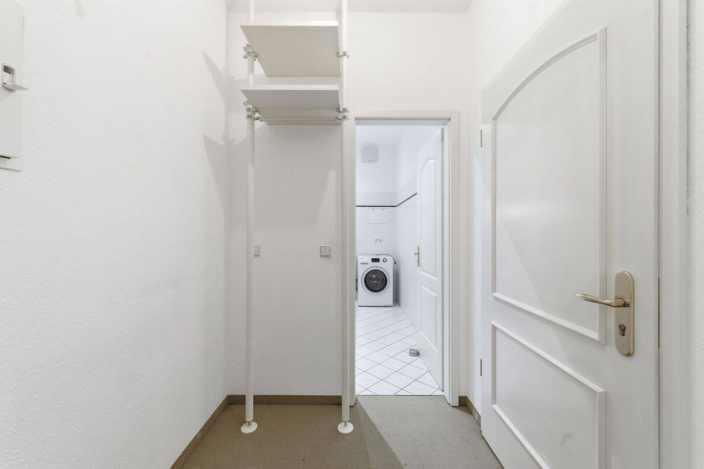 Kleines Versteck, eine besondere Wohnung in der Thulestraße – Berlin – Vorschaubild 7