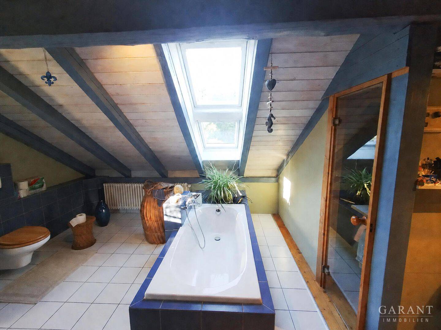 Landhaus bei Stödtlen: ca. 259 m² Wohnen, Pool & eigene Energie - Pferdehaltung möglich – Stödtlen – Vorschaubild 4