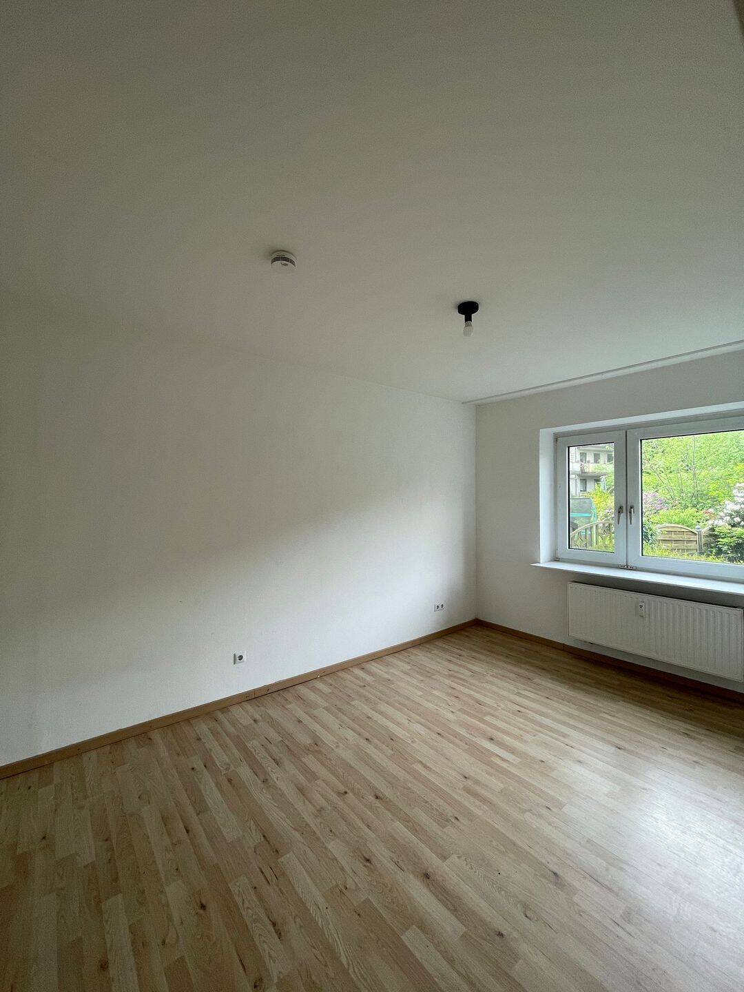 Ruhig gelegene, sehr helle 2,5-Zimmer-Wohnung in Bahrenfeld mit Balkon zu vermieten – Hamburg – Vorschaubild 5
