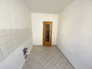 Stark! 2-Raum-Wohnung mit Balkon und Aufzug! – 8523 Plauen – Vorschaubild 6