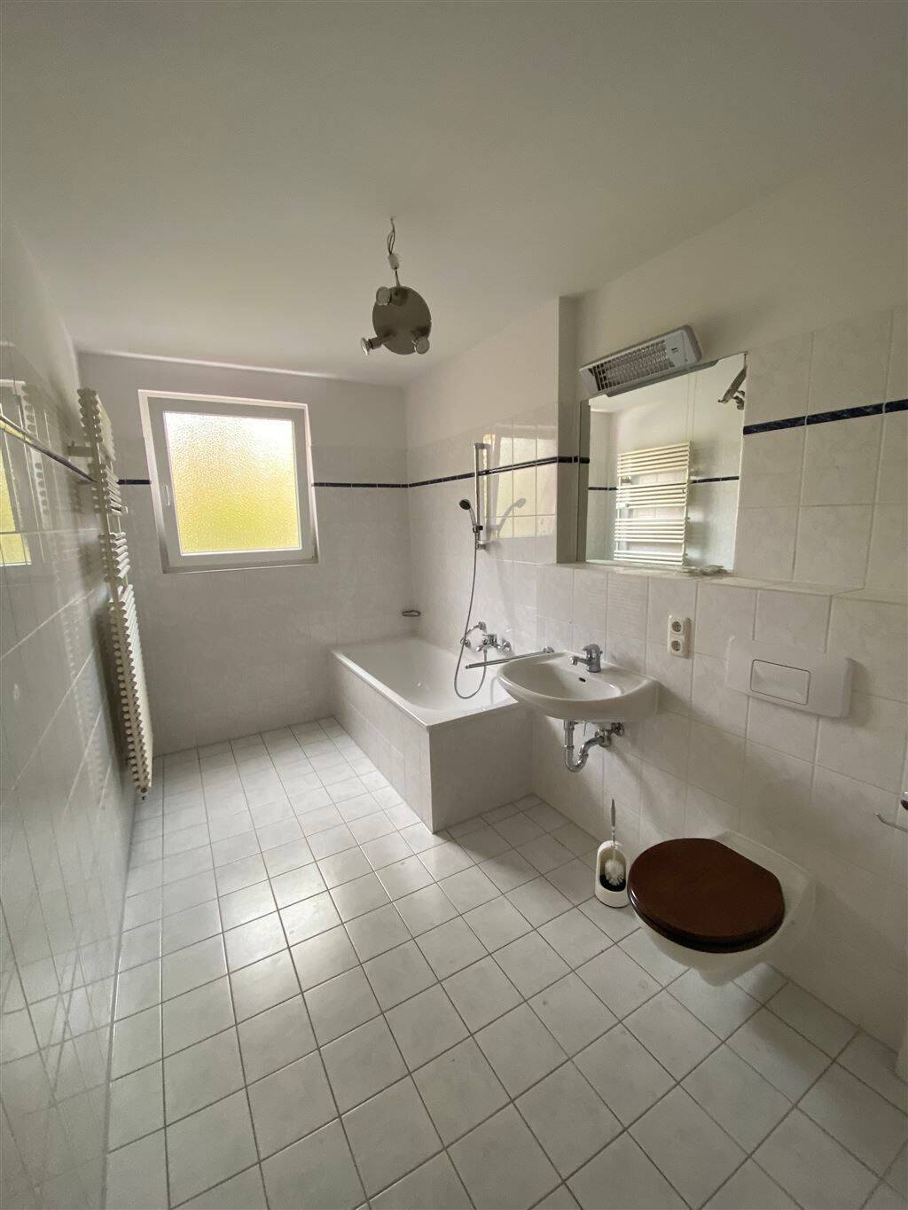 Erfurt* Karree am Südpark* helle 2 Zimmer-Wohnung mit Balkon* sep. Küche* Tageslichtbad – Erfurt – Vorschaubild 5
