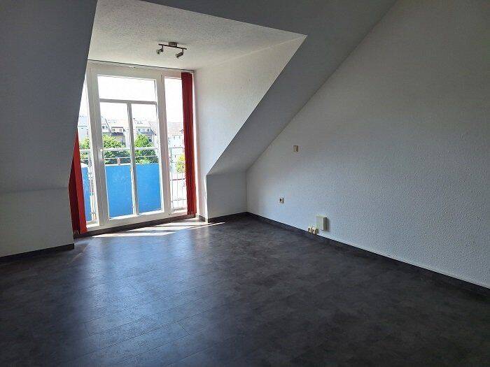 wunderbare Dachgeschosswohnung inkl EBK, Balkon und Lift – Chemnitz – Vorschaubild 9