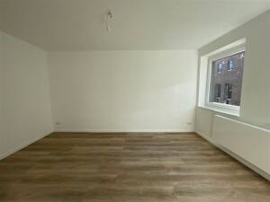 Singles aufgepasst! Gepflegtes Apartment in der Düsseldorfer Altstadt – 40213 Düsseldorf – Vorschaubild 3