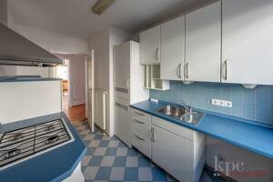 Glockenbach! Renovierte 2-3 Zi. Wohnung mit gr. Südbalkon zum Innenhof! Ruhig und sonnig! – 80337 München – Vorschaubild 4