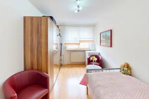 ** Lichtdurchflutete 3-ZKB-Wohnung mit sonnenverwöhntem Balkon in sehr gefragter Wohnlage, IN-Süd ** – 85051 Ingolstadt – Vorschaubild 5