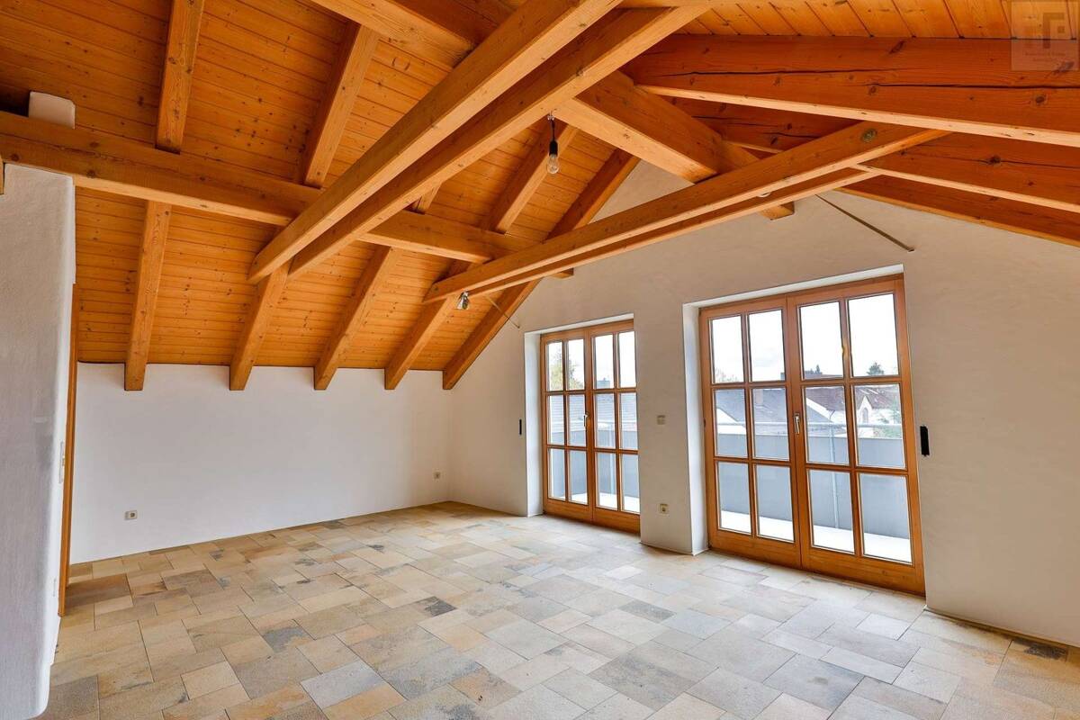 Traumhafte Eigentumswohnung mit großen Balkon in hervorragender Lage – 85051 Ingolstadt – Bild 1 von 9