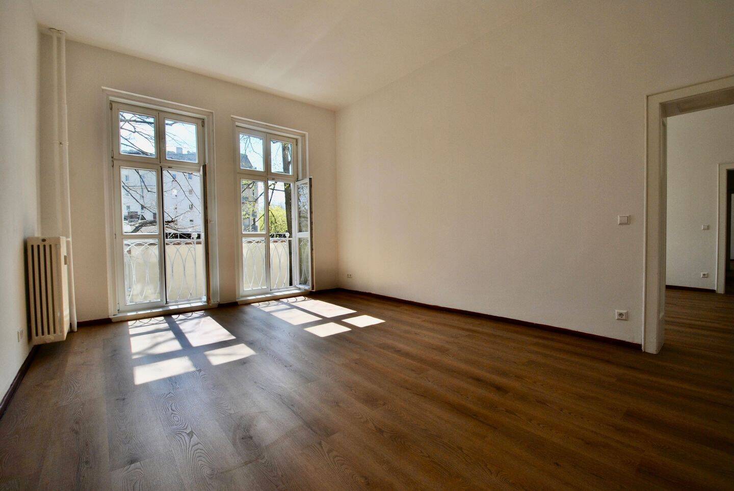 Ruhige und sonnige Lage dicht am Frankfurter Tor! – Berlin – Vorschaubild 3