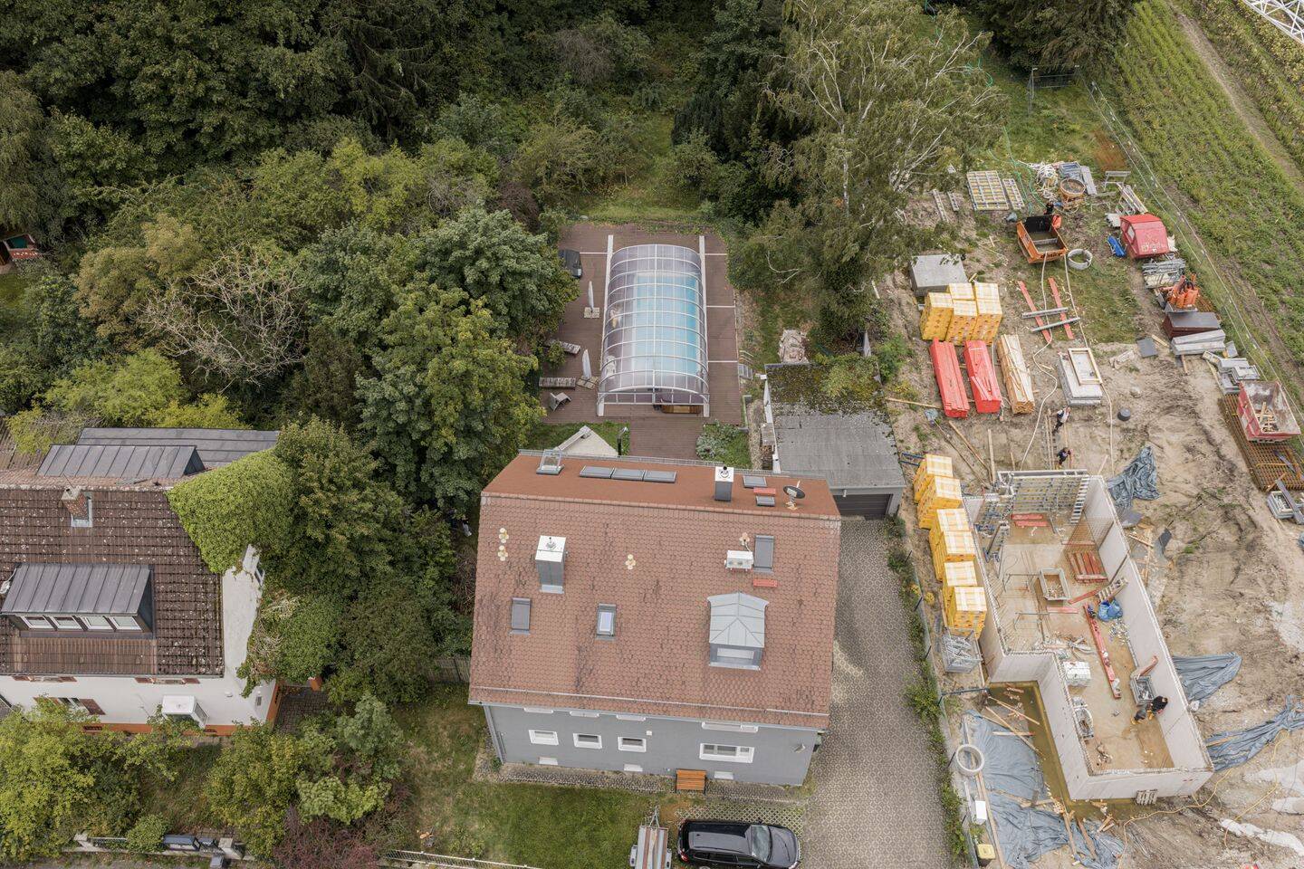 Charmantes Zweifamilienhaus mit großem Garten & Pool in ruhiger Lage – Nürnberg – Vorschaubild 5