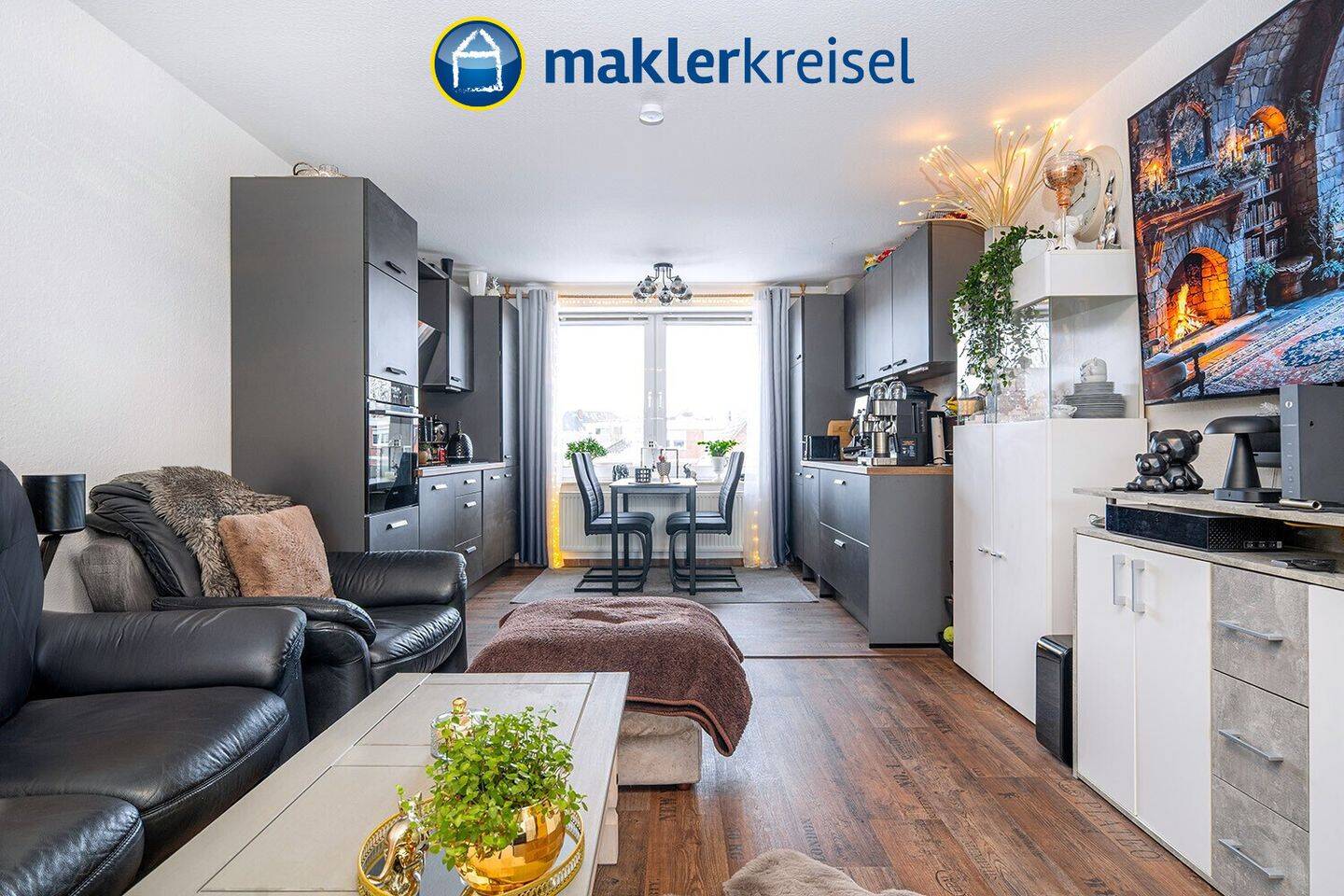 Wohnen auf zwei Ebenen - Maisonettewohnung in zentraler Innenstadtlage von Esens