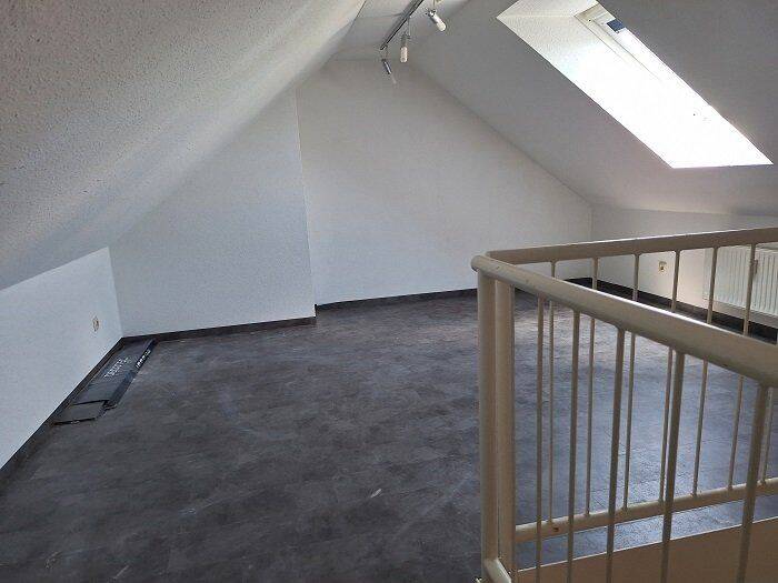 wunderbare Dachgeschosswohnung inkl EBK, Balkon und Lift – Chemnitz – Vorschaubild 6