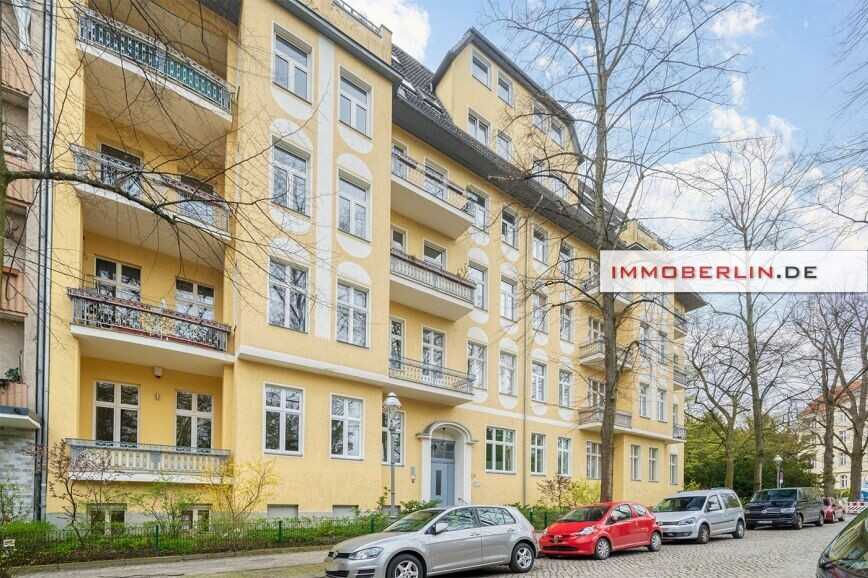 IMMOBERLIN.DE - Wunderbare Lage! Schöne helle Altbauwohnung am Bosepark – Berlin – Bild 1 von 9