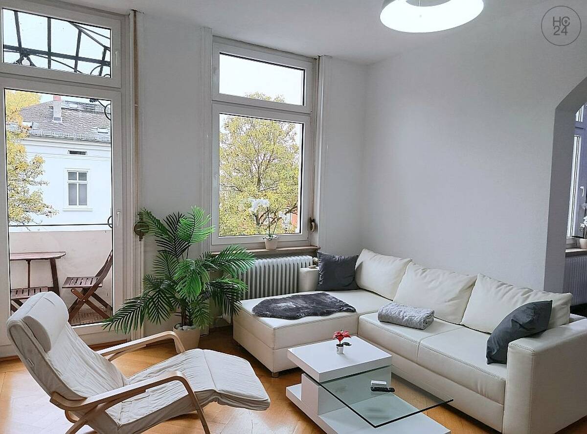 Schicke möblierte 2,5-Zimmer Wohnung mit Balkon in Wiesbaden Westend – 65195 Wiesbaden – Bild 1 von 9