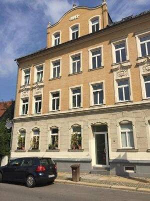 3-Raum-Wohnung im Dachgeschoss in zentraler Lage