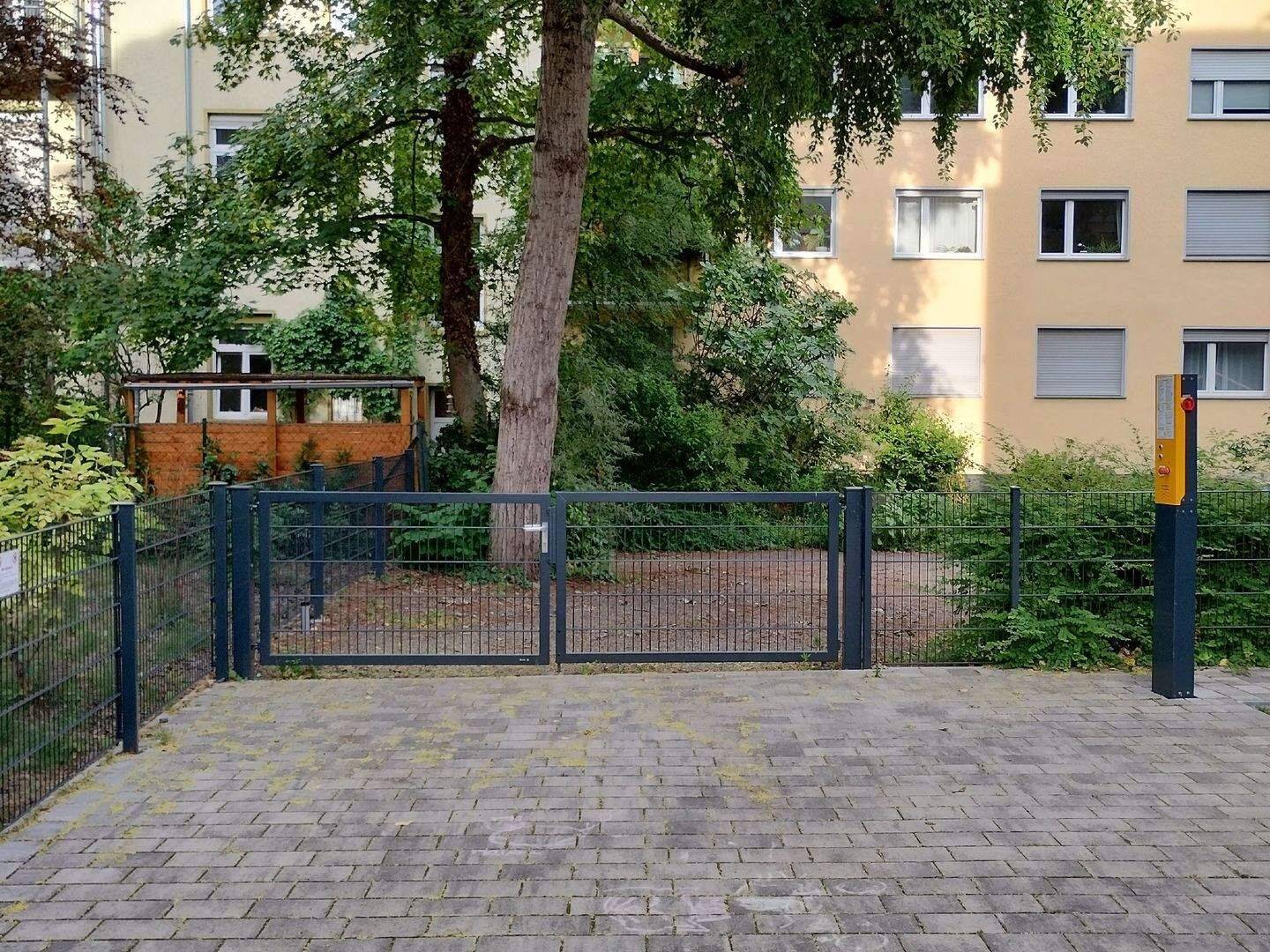 Schöne 4-Zimmer-Wohnung mit Balkon im Nordend – Frankfurt am Main – Vorschaubild 8
