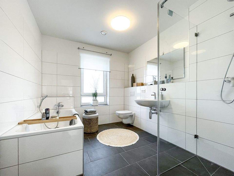 Modernes Reihenendhaus (Neubau) in schöner Wohnlage in Leverkusen-Steinbüchel – Leverkusen – Vorschaubild 8