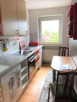 Helle 2-Zi. Wohnung mit Balkon in Erlangen nahe Siemens Campus / Wohnung kaufen – 91058 Erlangen – Vorschaubild 4