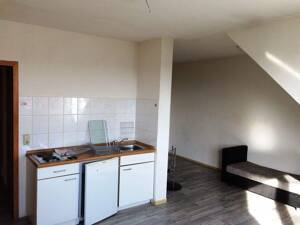 1 Zi Apartement mit Bad im DG Ap 31 – 7751 Jena – Vorschaubild 3