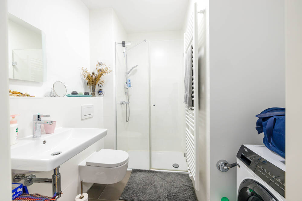 Hochwertige 2,5-Zimmer-Wohnung mit Aufzug, zwei Balkonen und Tiefgarage in Barmbek-Süd – Hamburg – Vorschaubild 5