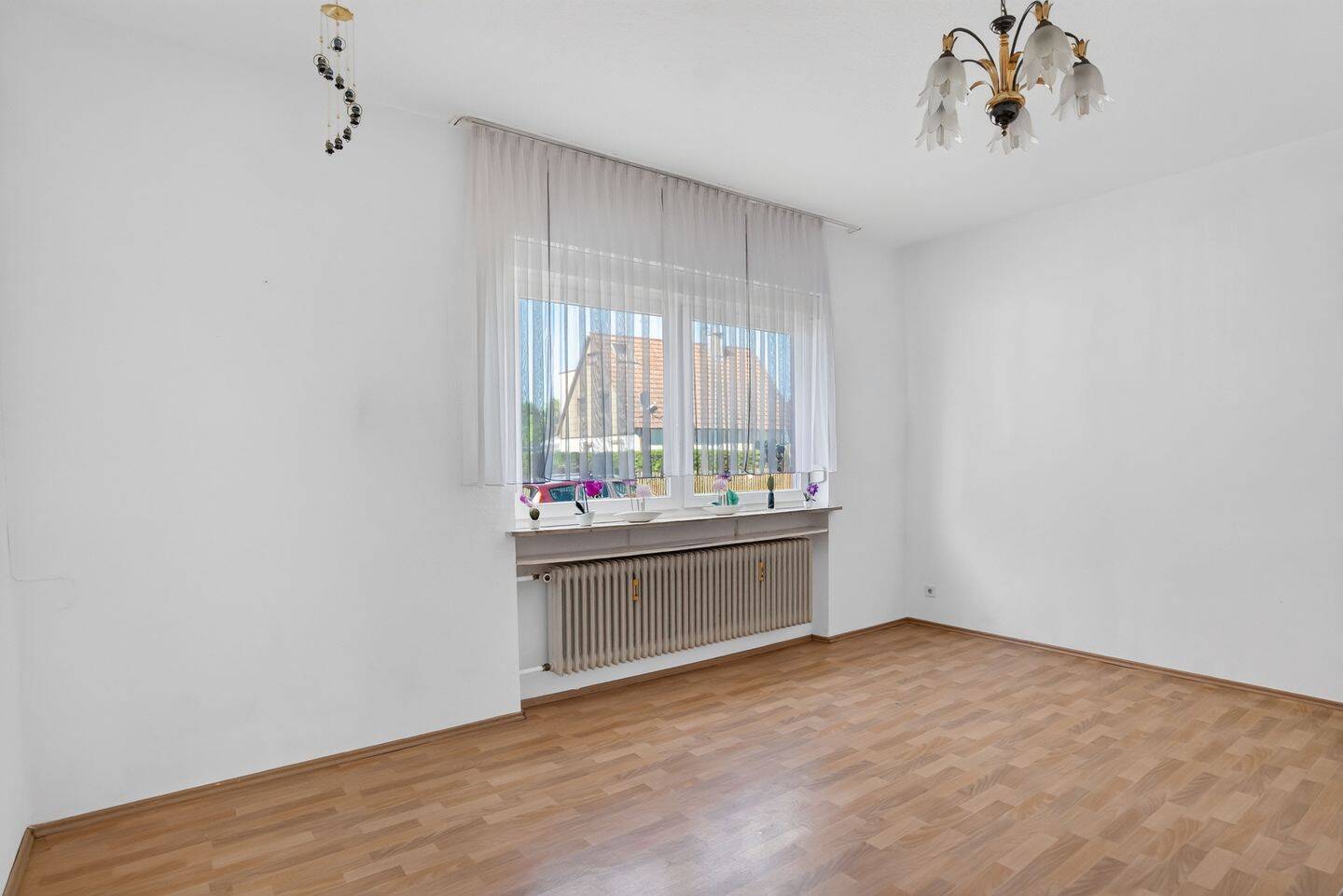 Ihr Haus im Grünen: Großes Reiheneckhaus mit schönem Garten in ruhiger & familienfreundlicher Lage.. – Augsburg – Vorschaubild 7