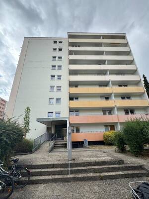 HELLE 3-ZW MIT SÜD-BALKON IN ERLANGEN-BRUCK
