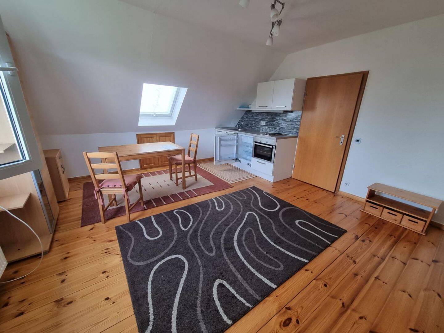 Ruhiges, möbliertes Apartment Nähe Stadtpark