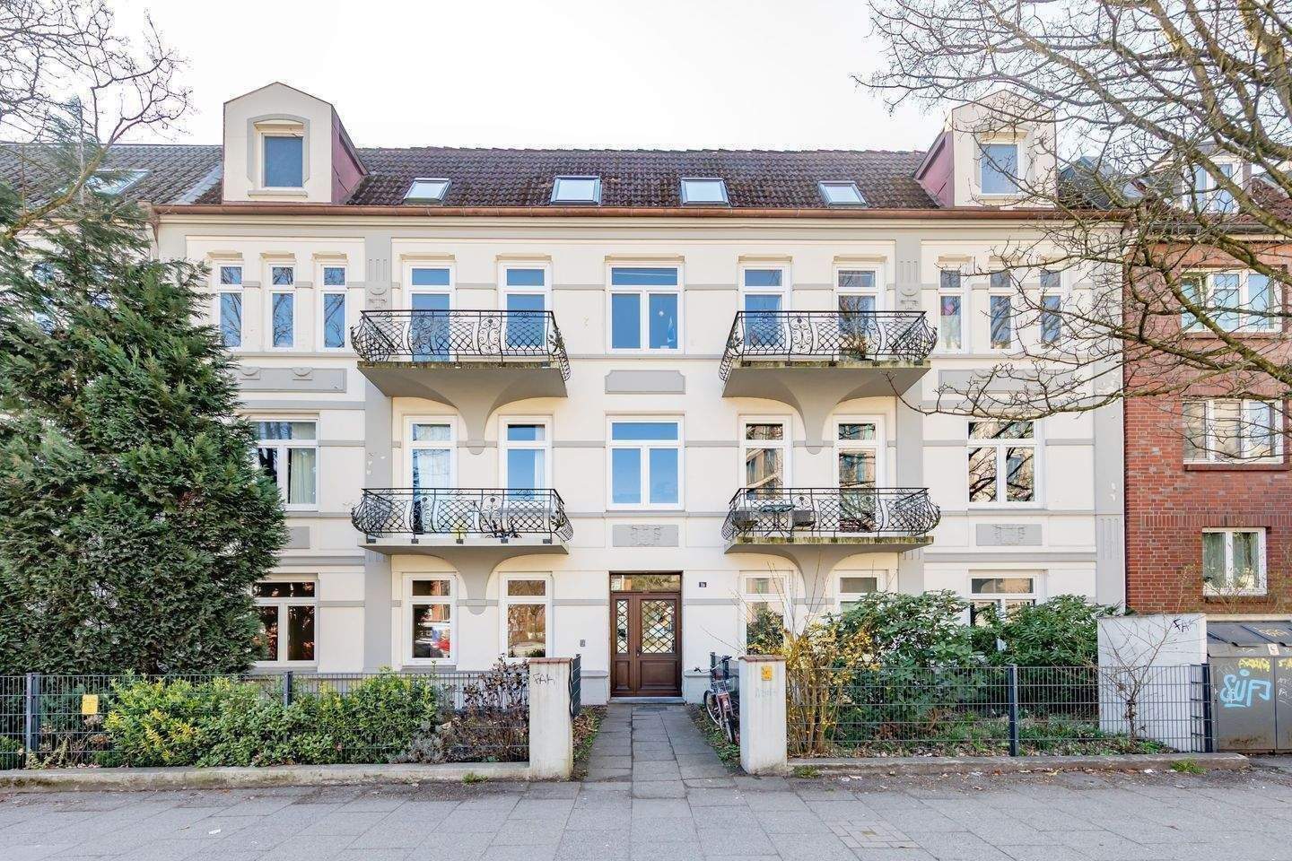 Sanierungsbedürftige Erdgeschosswohnung mit Garten in Bahrenfeld – Hamburg – Vorschaubild 2
