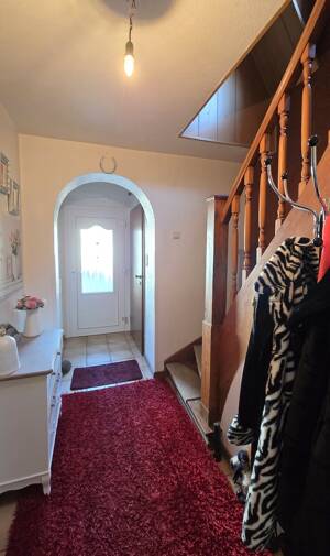 Attraktives Zweifamilienhaus in Lübeck zu kaufen - Erbpachtgrundstück erwerbbar + mögl. Bauplatz – 23556 Lübeck – Vorschaubild 4
