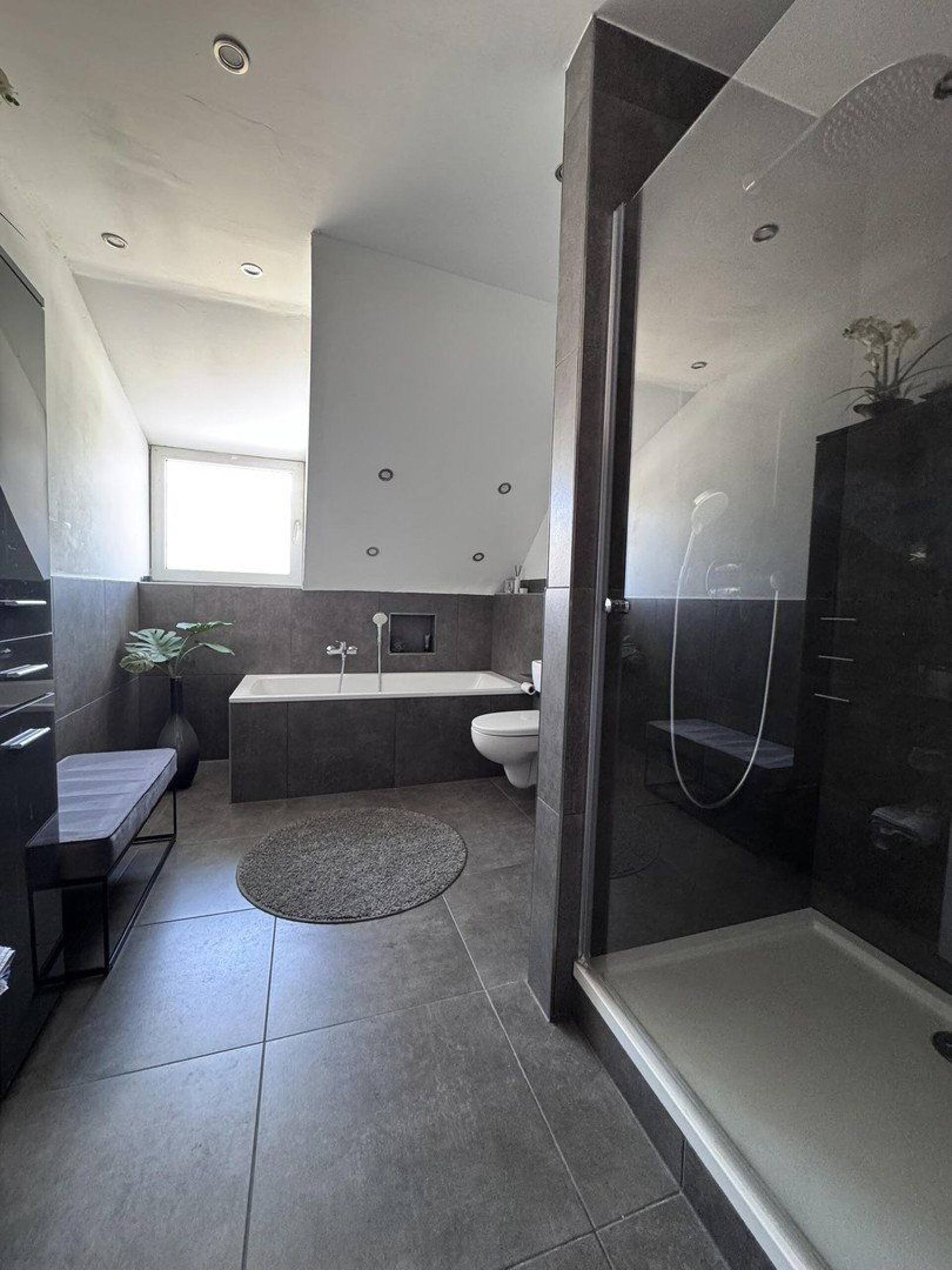 Dachgeschosswohnung in 45966 Gladbeck mit 83 m² kaufen