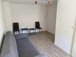 Renovierte und teilmöblierte 2-Zimmerwohnung in top Lage, nähe Berger Straße! – 60316 Frankfurt am Main – Vorschaubild 2