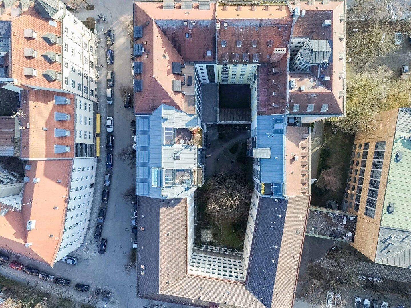 Exklusives Loft am Sendlinger Tor - urbaner & barrierefreier Luxus in ruhiger Lage – München – Vorschaubild 2