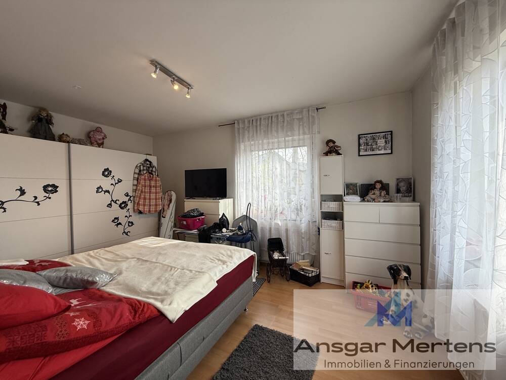 (M)EIN Zweifamilienhaus in MG-Kothausen 2 Wohneinheiten auf 120 m² inkl. Doppelgarage & Gartenoase – Mönchengladbach – Vorschaubild 7
