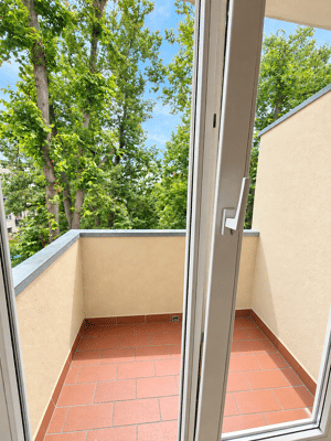 Familiennest mit Wanne, Dusche und kleinem Balkon – 39108 Magdeburg – Vorschaubild 9